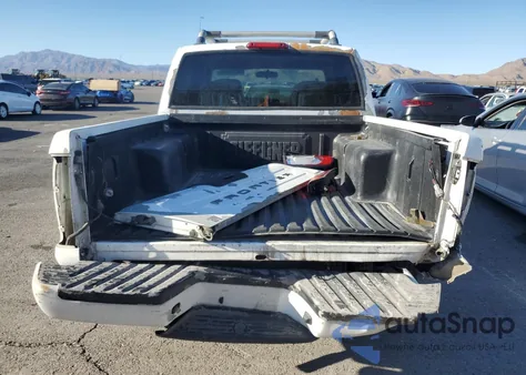 2001 Nissan Frontier Crew Cab Xe z USA, uszkodzony, nr VIN 1N6ED27T01C402166